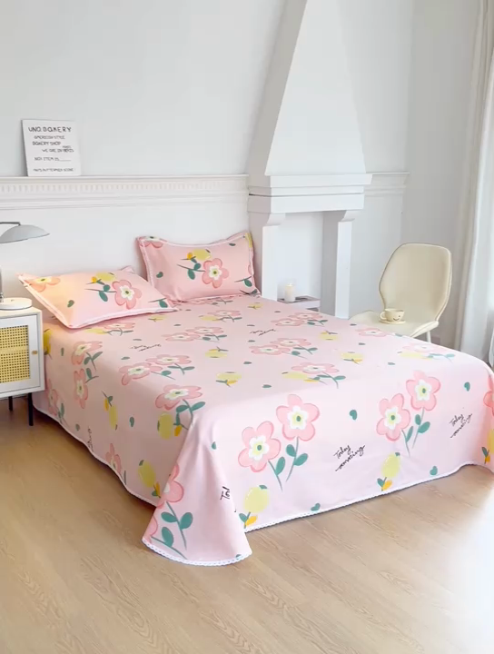 91家纺网 家纺一手货源 找家纺 首爱家纺 2025新款花边老粗布印花床单系列套件 花香情意