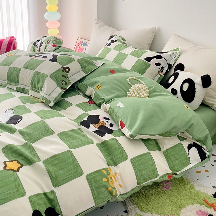 91家纺网 家纺一手货源 找家纺 乐童 2024新款直播爆款13070纯棉印花吊边款一字绣四件套 安逸胖达