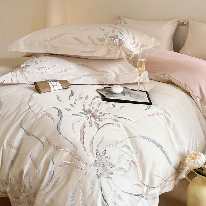 91家纺网 家纺一手货源 找家纺 （总）爱缦 2024新款80支新疆棉刺绣四件套--薄雾云裳系列