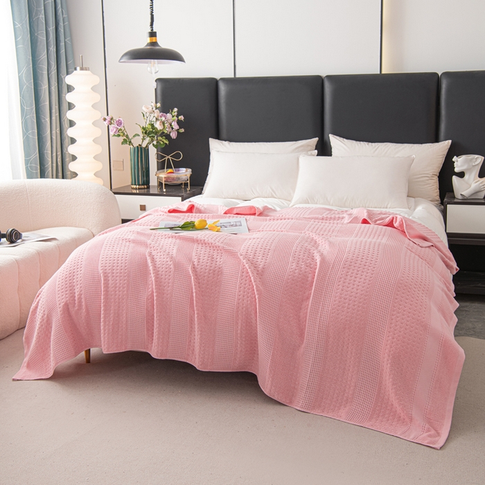 91家纺网 家纺一手货源 找家纺 雯雨家纺 2024老式怀旧A类纯棉毛巾被 蜂窝粉