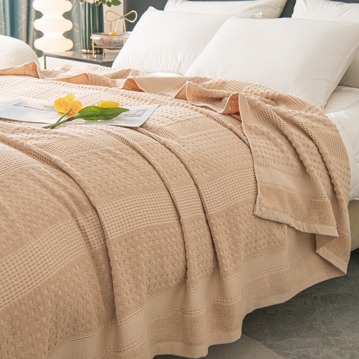 91家纺网 家纺一手货源 找家纺 雯雨家纺 2024老式怀旧A类纯棉毛巾被 蜂窝驼