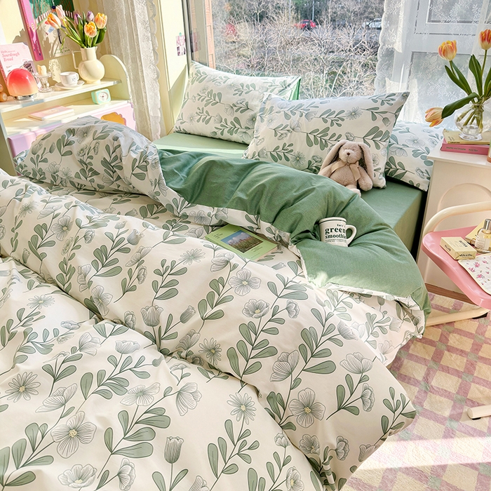 91家纺网 家纺一手货源 找家纺  琪格格纺织 2024新款13372全棉印花小清新四件套 森林花