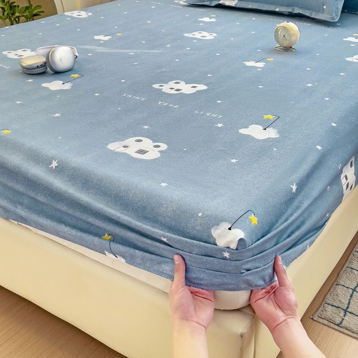 91家纺网 家纺一手货源 找家纺  楠沐家纺 2026新款印花亲肤芦荟棉水洗棉床笠 星星点灯