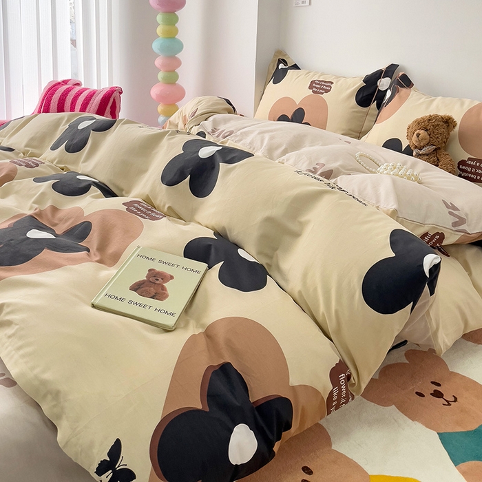 91家纺网 家纺一手货源 找家纺 乐童 2024新款直播爆款13070纯棉印花吊边款一字绣四件套 夜魅