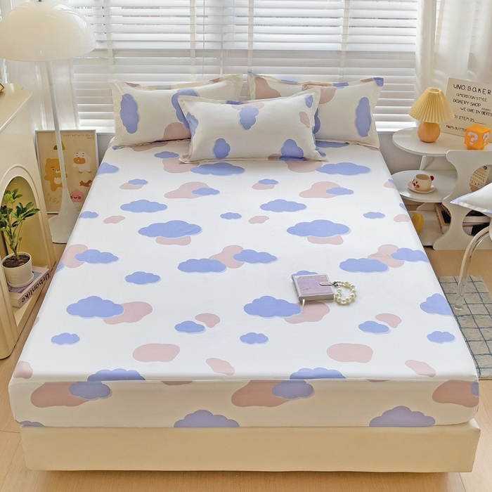 91家纺网 家纺一手货源 找家纺  楠沐家纺 2024新款印花亲肤芦荟棉水洗棉床笠 小云朵