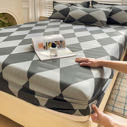  楠沐家纺 2025新款印花亲肤芦荟棉水洗棉床笠 菱格灰