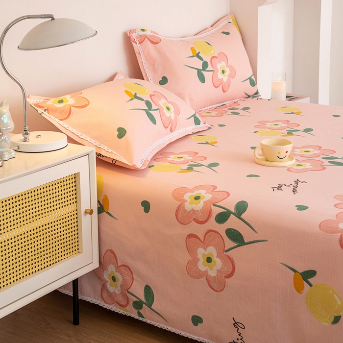 91家纺网 家纺一手货源 找家纺 首爱家纺 2025新款花边老粗布印花床单系列套件 花香情意