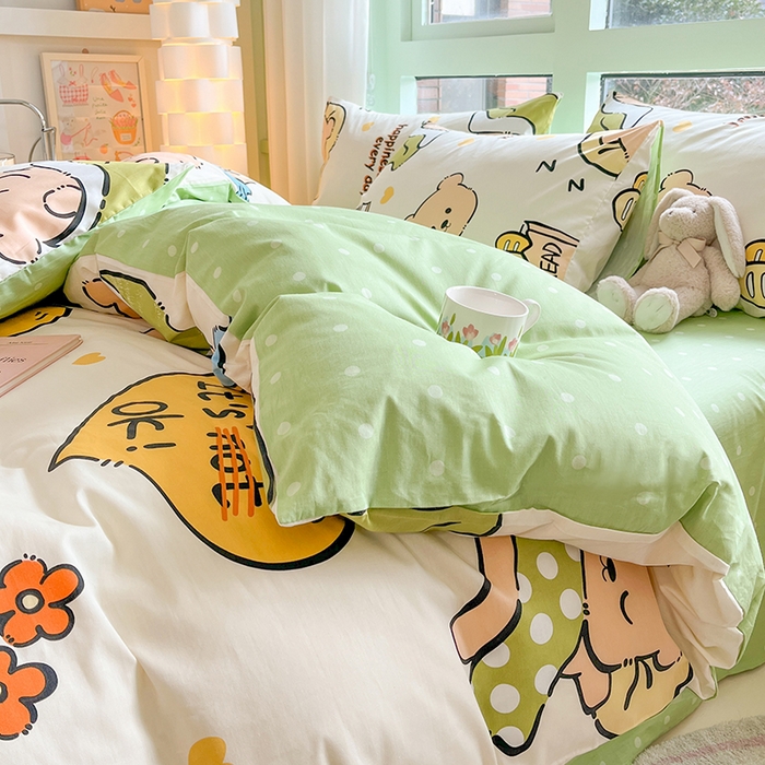 91家纺网 家纺一手货源 找家纺  琪格格纺织 2024新款13372全棉印花小清新四件套 酣睡熊