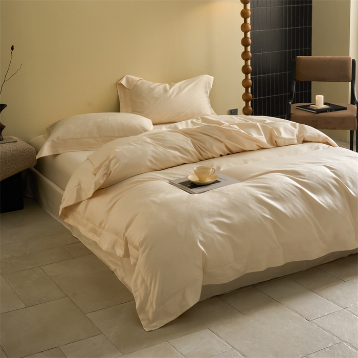 91家纺网 家纺一手货源 找家纺 （总）云胡 2024新款50s双股长绒棉四件套-蝶恋佳人米白