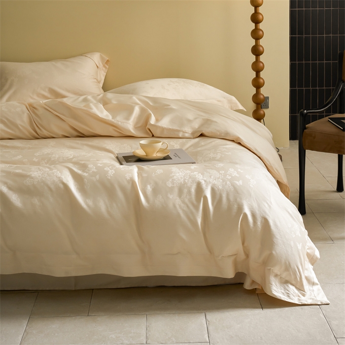 91家纺网 家纺一手货源 找家纺 （总）云胡 2024新款50s双股长绒棉四件套-蝶恋佳人米白