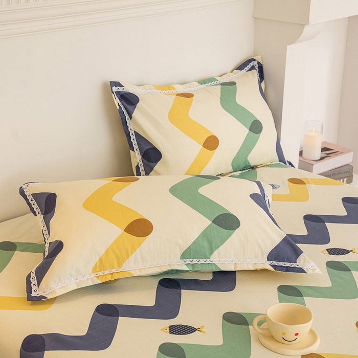 91家纺网 家纺一手货源 找家纺 首爱家纺 2025新款花边老粗布印花床单系列套件 卡通鱼恋