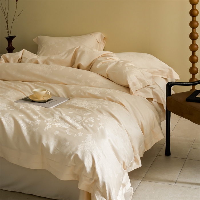 91家纺网 家纺一手货源 找家纺 （总）云胡 2024新款50s双股长绒棉四件套-蝶恋佳人米白