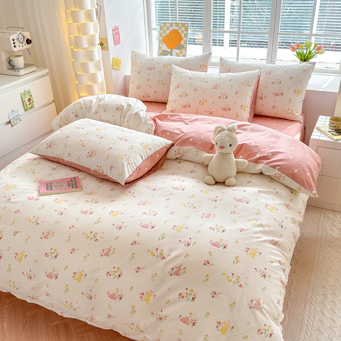 91家纺网 家纺一手货源 找家纺 沐棉家居 2024新款小清新全棉13372印花单被套 粉花小兔