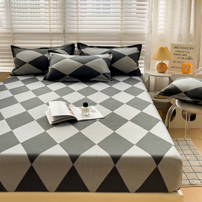 91家纺网 家纺一手货源 找家纺  楠沐家纺 2025新款印花亲肤芦荟棉水洗棉床笠 菱格灰