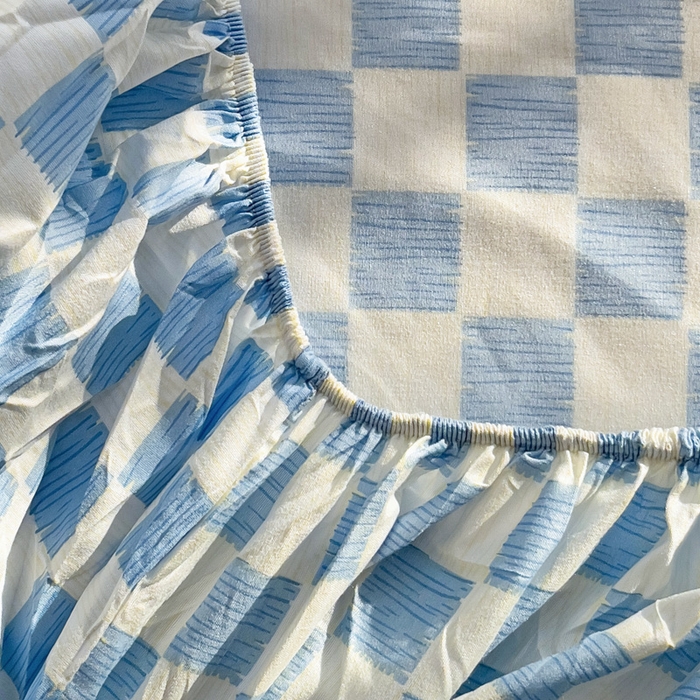 91家纺网 家纺一手货源 找家纺  楠沐家纺 2026新款印花亲肤芦荟棉水洗棉床笠 棋盘格蓝