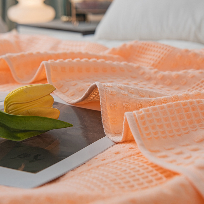 91家纺网 家纺一手货源 找家纺 雯雨家纺 2024老式怀旧A类纯棉毛巾被 蜂窝玉色