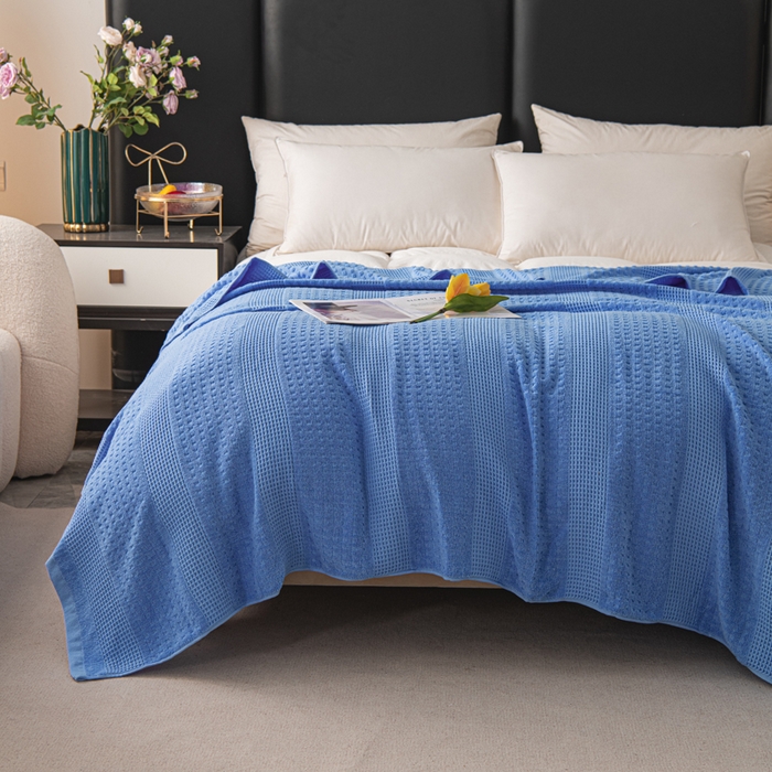 91家纺网 家纺一手货源 找家纺 雯雨家纺 2024老式怀旧A类纯棉毛巾被 蜂窝深蓝