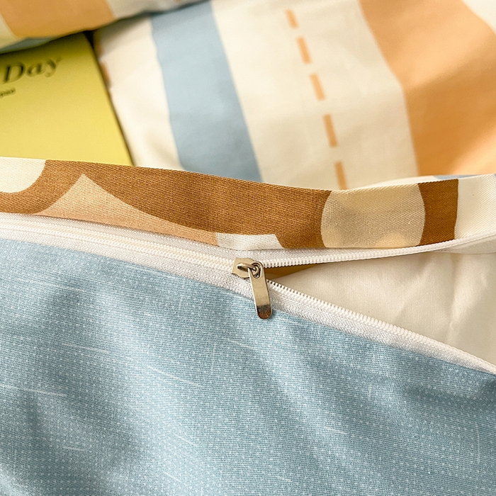 91家纺网 家纺一手货源 找家纺 红馆 2025年全棉12868印花系列四件套 休闲小熊