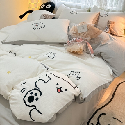 91家纺网 家纺一手货源 找家纺 2024新款A类超柔加厚有氧提花小竺棉绣花四件套-风格二 小白-白灰