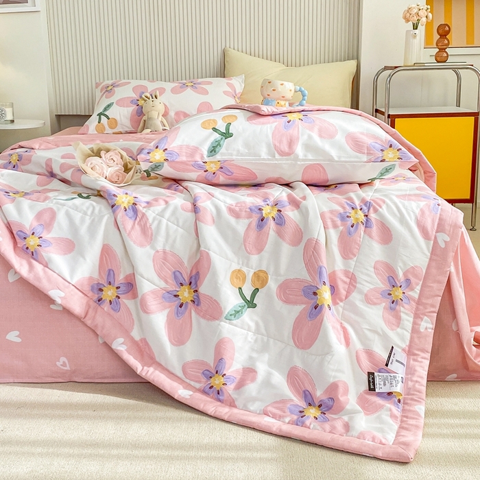 91家纺网 家纺一手货源 找家纺 鸣升家纺 A类印花全棉12868棉花夏凉被四件套夏被 卉雅 (粉)