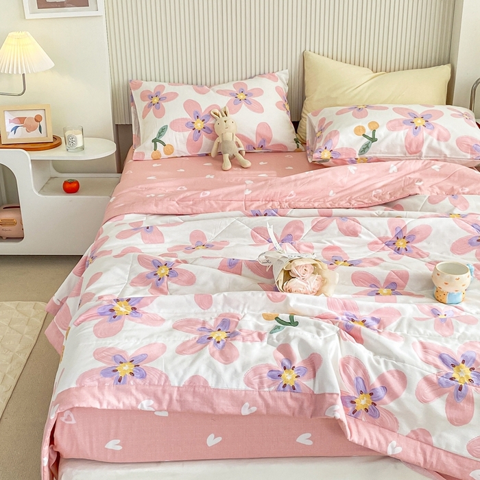 91家纺网 家纺一手货源 找家纺 鸣升家纺 A类印花全棉12868棉花夏凉被四件套夏被 卉雅 (粉)