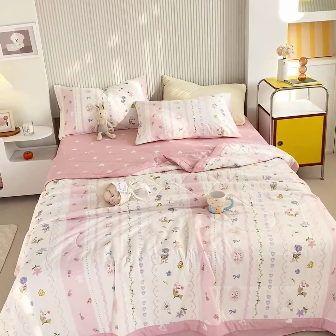 91家纺网 家纺一手货源 找家纺 鸣升家纺 A类印花全棉12868棉花夏凉被四件套夏被 花朵兔兔