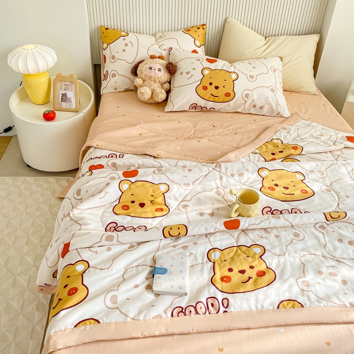 91家纺网 家纺一手货源 找家纺 鸣升家纺 A类印花全棉12868棉花夏凉被四件套夏被 欢乐萌熊