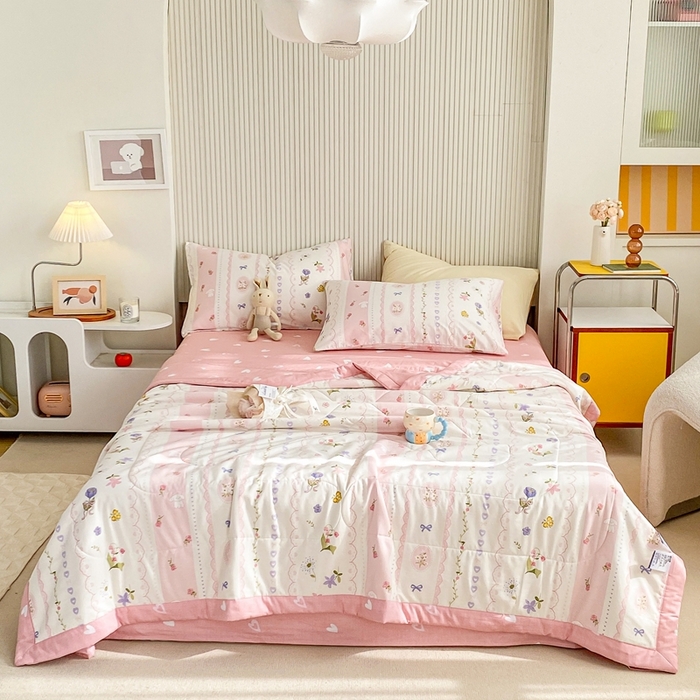 91家纺网 家纺一手货源 找家纺 鸣升家纺 A类印花全棉12868棉花夏凉被四件套夏被 花朵兔兔