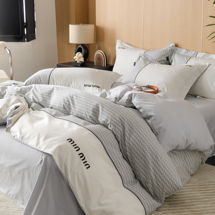 91家纺网 家纺一手货源 找家纺 卡姿家纺 2024春夏小资简约款四件套—丽森 丽森波纹