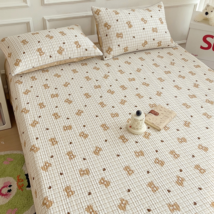 91家纺网 家纺一手货源 找家纺 沐纯家居 2024新款40S13372双面纯棉床盖三件套 爱心熊宝