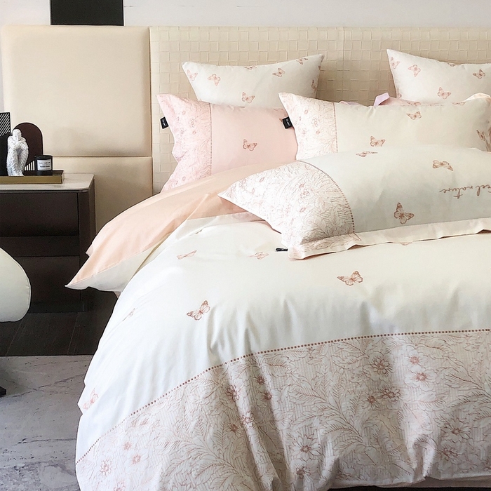 91家纺网 家纺一手货源 找家纺 卡姿家纺 2024春夏优雅刺绣四件套— 莉菲 莉菲白