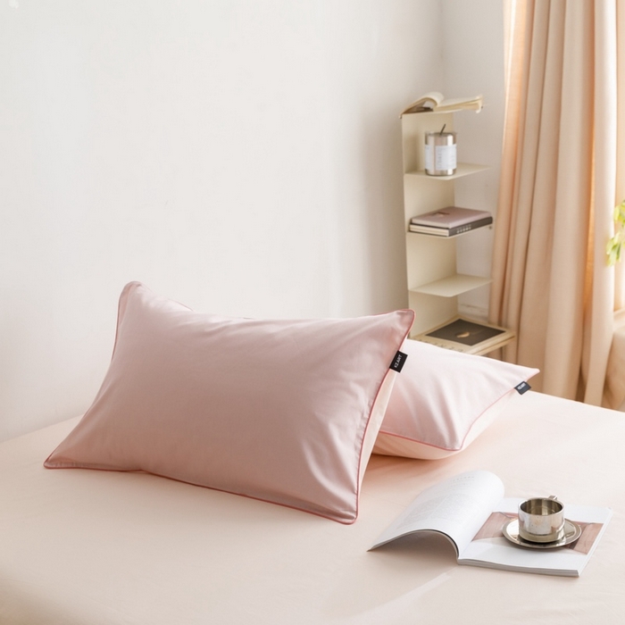 91家纺网 家纺一手货源 找家纺 卡姿家纺 2024春夏纯色双拼嵌绳款单枕套—莫琳 莫琳 枕套梅粉