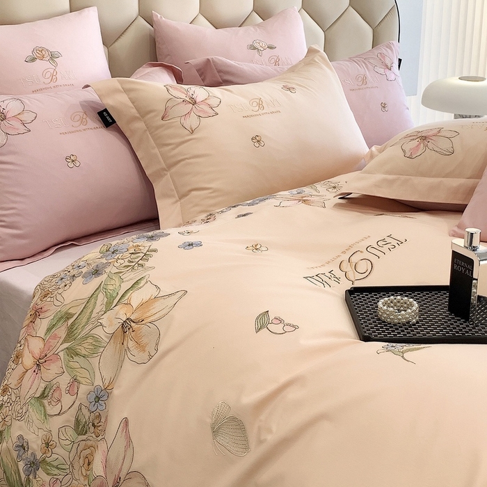 91家纺网 家纺一手货源 找家纺 卡姿家纺 2024春夏优雅刺绣四件套— 摩尔花园1 摩尔花园米杏