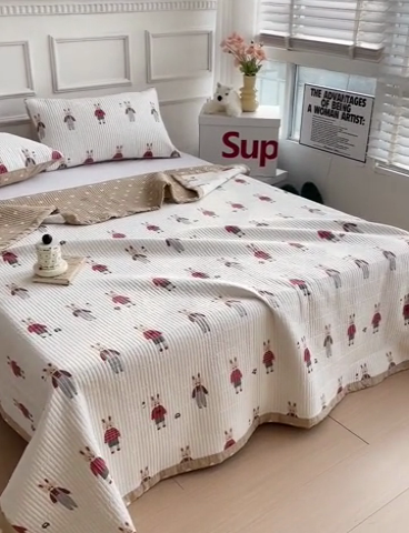 91家纺网 家纺一手货源 找家纺 沐纯家居 2024新款40S13372双面纯棉床盖三件套 彼得兔