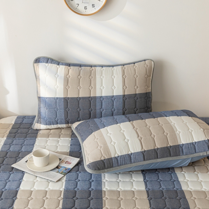 91家纺网 家纺一手货源 找家纺 鑫钰 2024新款无印风水洗棉水洗亲肤大豆夹棉床笠-简格 简格-蓝大格