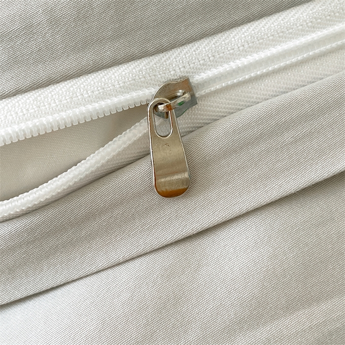 91家纺网 家纺一手货源 找家纺 蓝米卡夫 2024新品-全棉铃兰花语刺绣宽边系列 铃兰花语-抹茶山灰