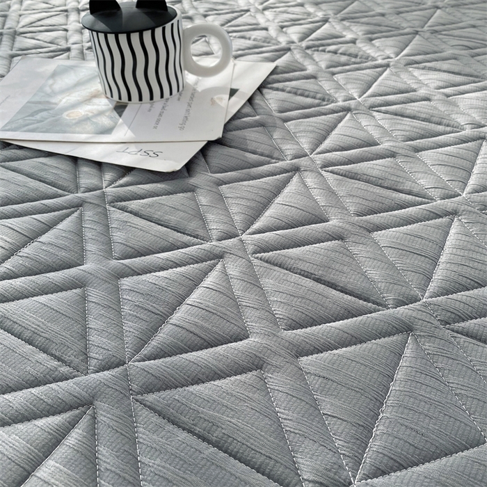 91家纺网 家纺一手货源 找家纺 鑫钰 2024新款A类水洗棉大豆夹棉床护垫 芊语-高级灰