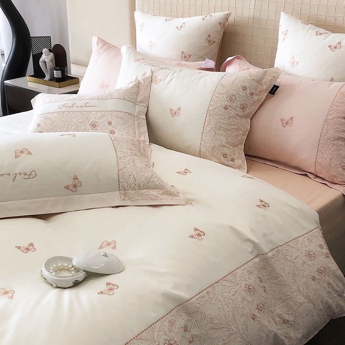 91家纺网 家纺一手货源 找家纺 卡姿家纺 2024春夏优雅刺绣四件套— 莉菲 莉菲白