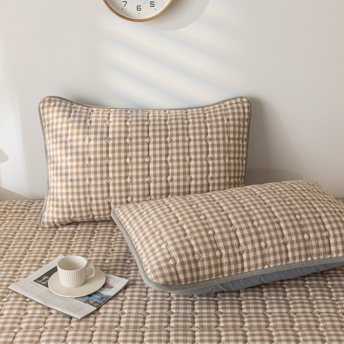 91家纺网 家纺一手货源 找家纺 鑫钰 2024新款无印风水洗棉水洗亲肤大豆夹棉床笠-简格 简格-驼小格