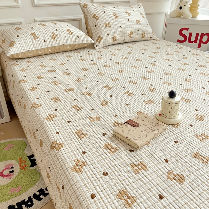 91家纺网 家纺一手货源 找家纺 沐纯家居 2024新款40S13372双面纯棉床盖三件套 爱心熊宝