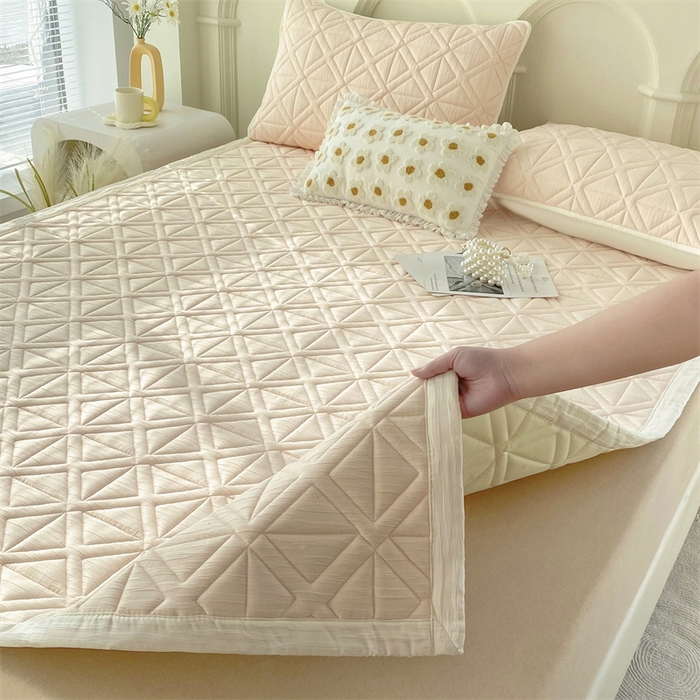 91家纺网 家纺一手货源 找家纺 鑫钰 2024新款A类水洗棉大豆夹棉床护垫 芊语-浅妃粉