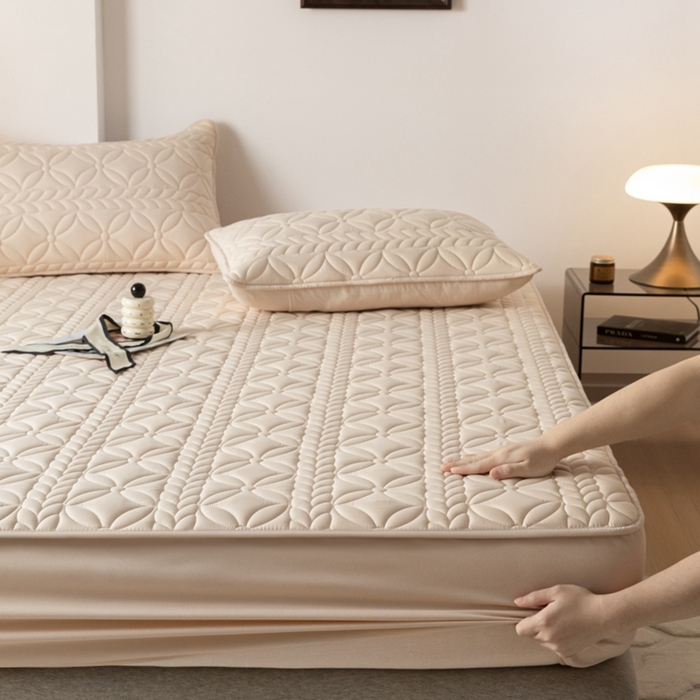 91家纺网 家纺一手货源 找家纺 鑫钰 2024新款A类防水大豆夹棉床笠-麦穗 花穗-香槟驼