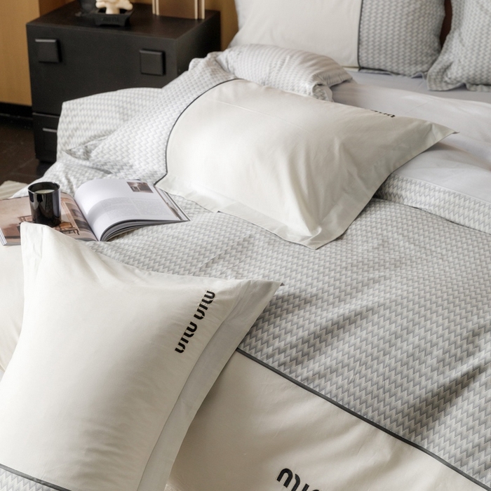 91家纺网 家纺一手货源 找家纺 卡姿家纺 2024春夏小资简约款四件套—丽森 丽森波纹