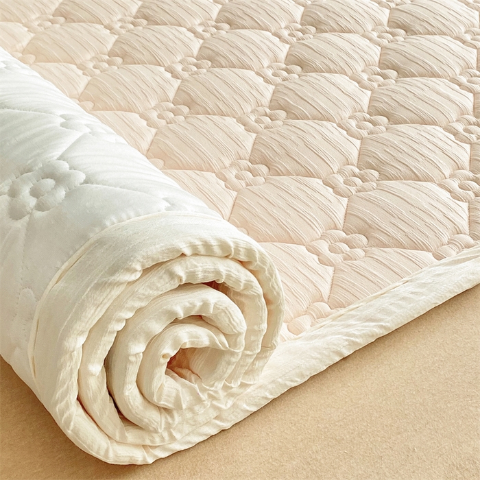 91家纺网 家纺一手货源 找家纺 鑫钰 2024新款A类水洗棉大豆夹棉床护垫 太阳花-浅妃粉