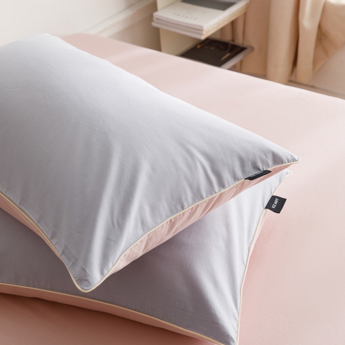 91家纺网 家纺一手货源 找家纺 卡姿家纺 2024春夏纯色双拼嵌绳款单枕套—莫琳 莫琳 枕套紫粉