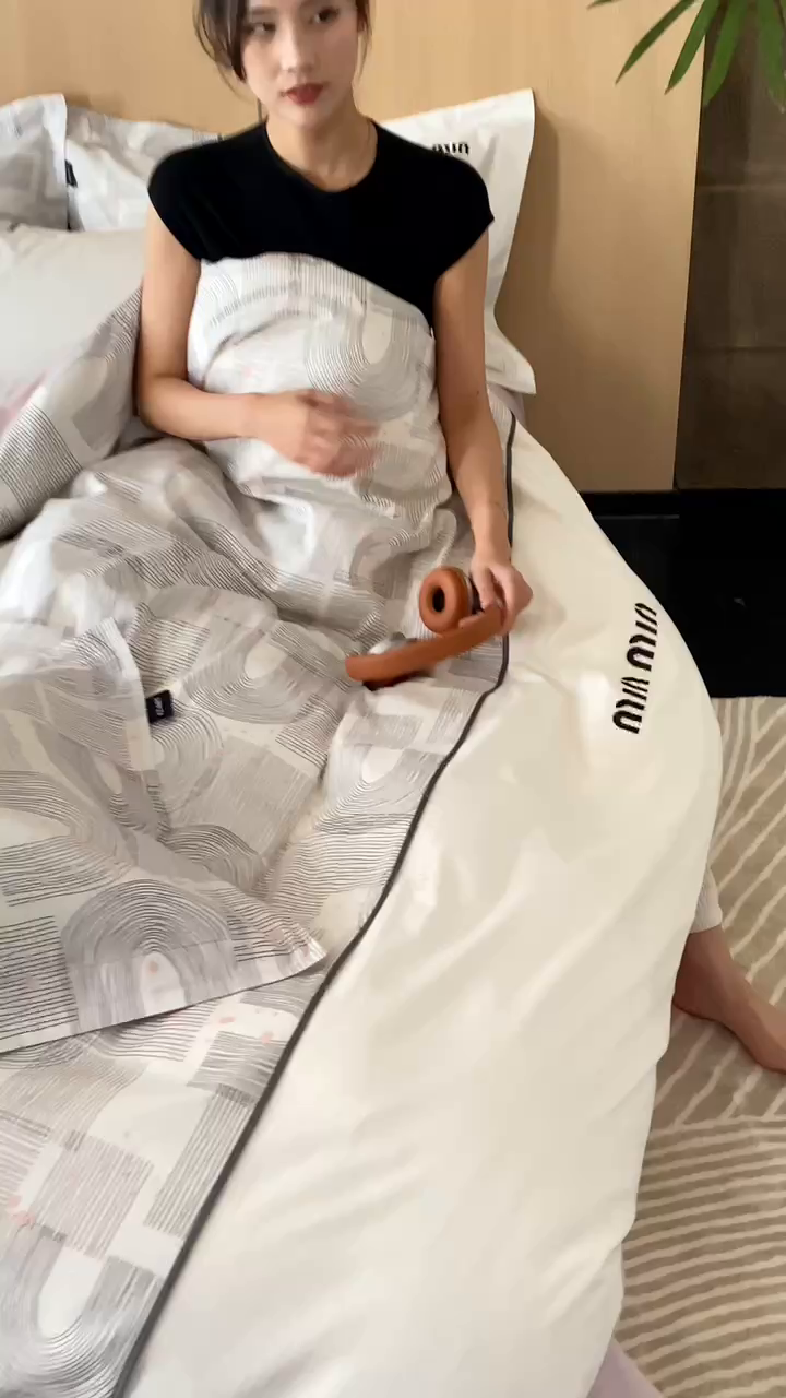 91家纺网 家纺一手货源 找家纺 卡姿家纺 2024春夏小资简约款四件套—丽森 丽森几何