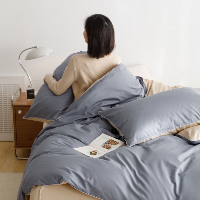 91家纺网 家纺一手货源 找家纺 卡姿家纺 2024春夏纯色双拼嵌绳款单被套—莫琳 莫琳 被套蓝棕