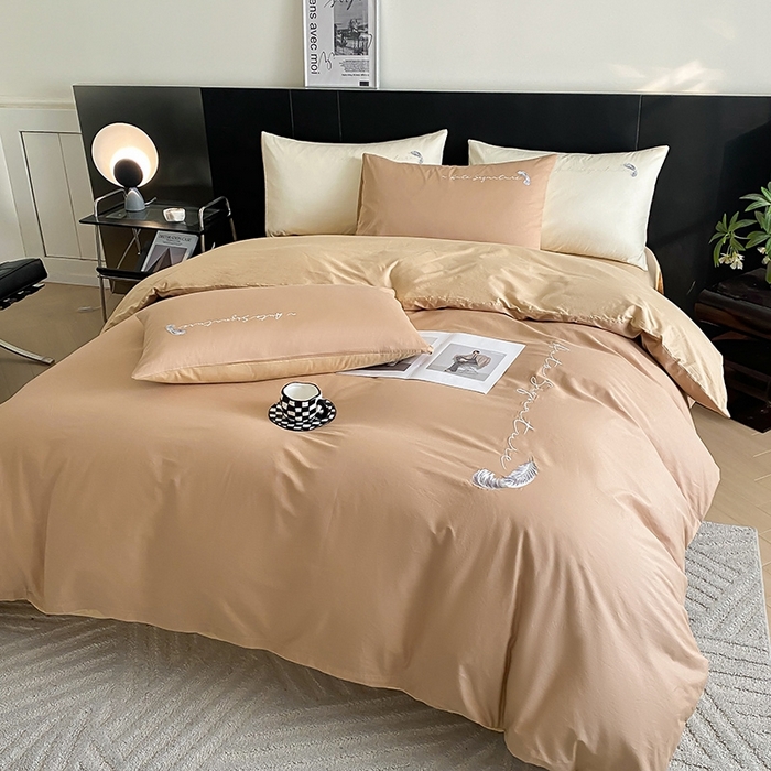 91家纺网 家纺一手货源 找家纺  澳梵家居 2024新款【知羽】系列60s刺绣全棉四件套 知羽-奇遇金