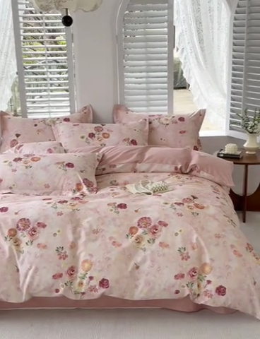 91家纺网 家纺一手货源 找家纺  元元被芯 2024新款全棉长绒棉数码印花四件套全棉四件套纯棉四件套 碧玉倩影-粉