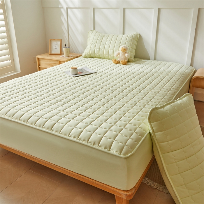 91家纺网 家纺一手货源 找家纺 雯豆家纺 2024新款A类全棉夹棉床笠三件套纯色纯棉床笠 全棉夹棉床笠-若草绿